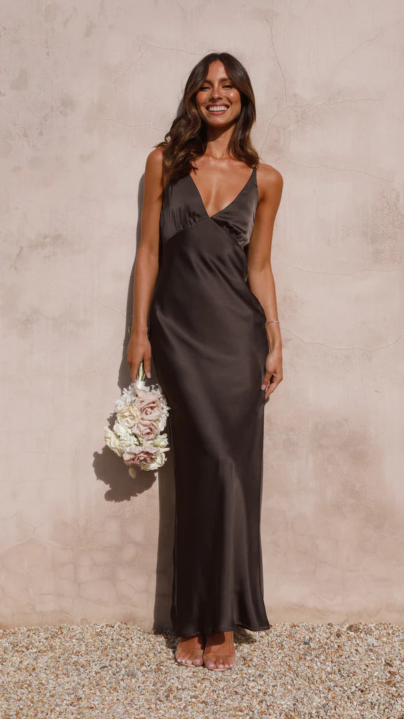 Veni Espresso V Neck Maxi Dress