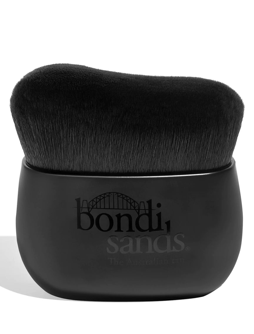 Bondi Sands body brush.
