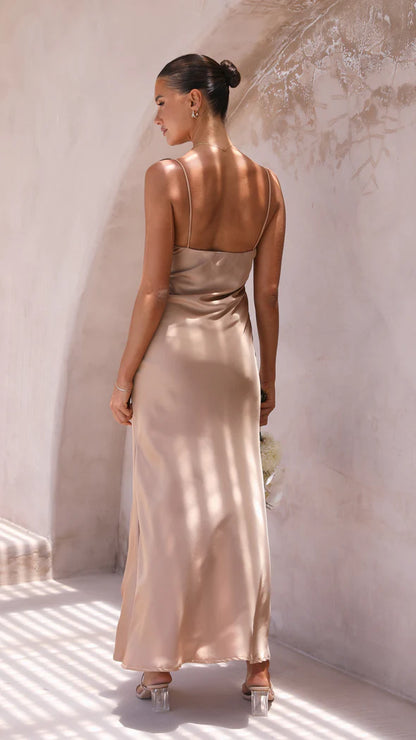 Veni Latte V Neck Maxi Dress