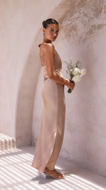 Veni Latte V Neck Maxi Dress
